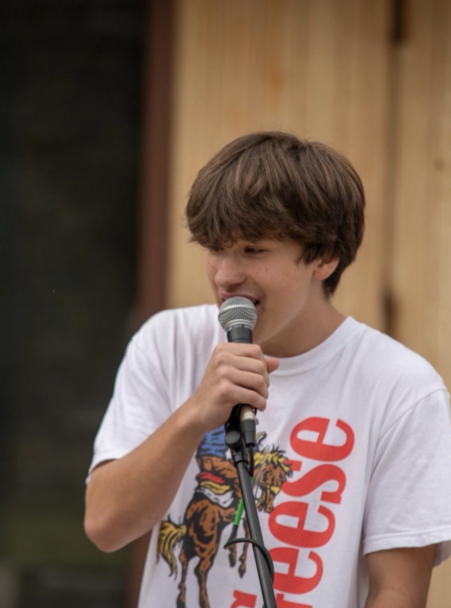 Lead Singer Finn Neary going ham on the mic!